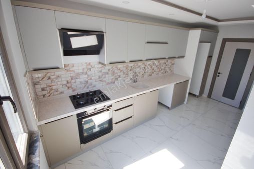 🛑🛑aktif'ten Akçay'da Satılık En Çok Kazandıran Bölgesinde Ön Cephe Arakat 2+1 Daire