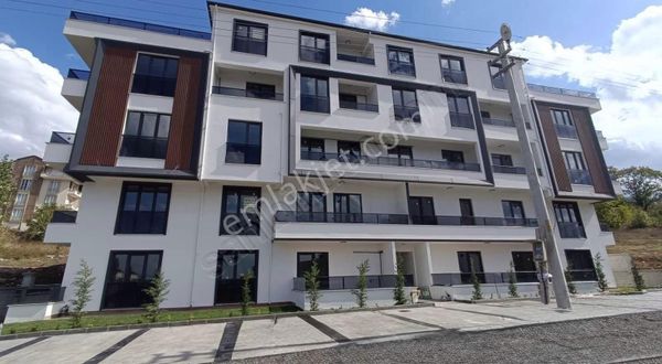 Çakır Gayrimenkul Den Başiskele Döngel De Satılık Dubleks Daire