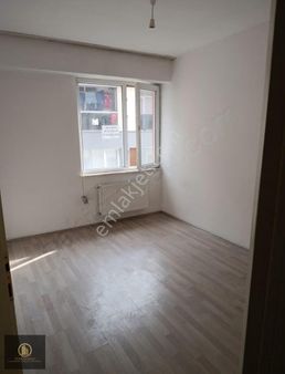 Güllük Mahallesinde Kiralık 2+0 Ayrı Mutfaklı Daire