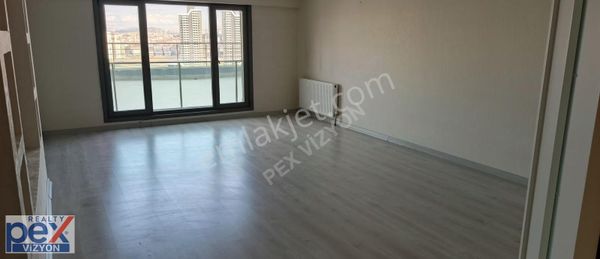 Menekşe Konutları 4+1 Daire