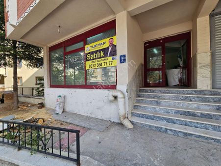 Aktepe Bölgesinde Uygun Bütceli Satılık 70 M2 Satılık Dükkan