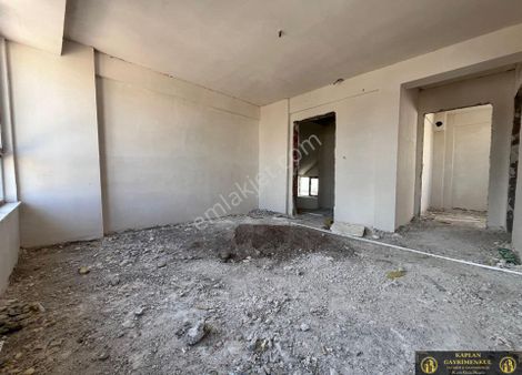 Kaplan Gayrimenkul’den 71 Evler Mah. Şehir Hastanesi Ve Candanel Sk Yakını 2+0 60 M² Satılık Daire