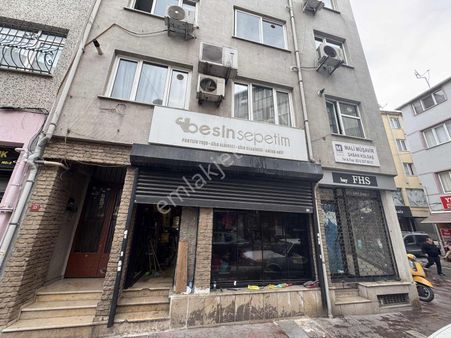 Kasımpaşada Cadde Üzerinde Satılık Köşe Dükkan (kat Mülkiyetli)