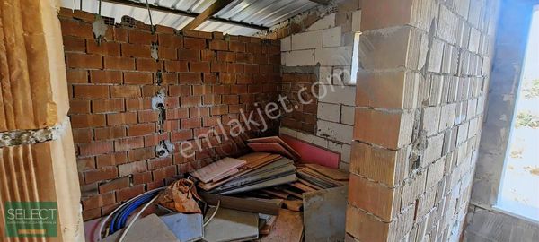 Muğla Kuyucak Köyünde 1427m2 Tarla İçinde Müstakil Ev