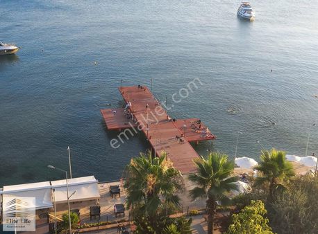 Rose Marıne Sitesinde 150 M2 2+1 Teras Kat Deniz Manzaralı Daire