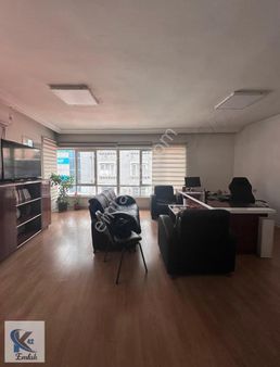 Şato Form'da 4+1 Kiralık Ev Ya Da Ofis Mülk