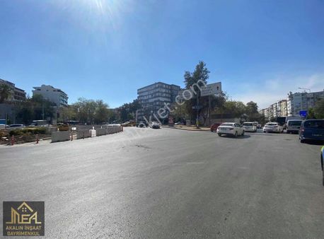 Akalından Üçyol Metroya 3 Dk Yerden Isıtmalı Asansörlü Sıfır 2+1