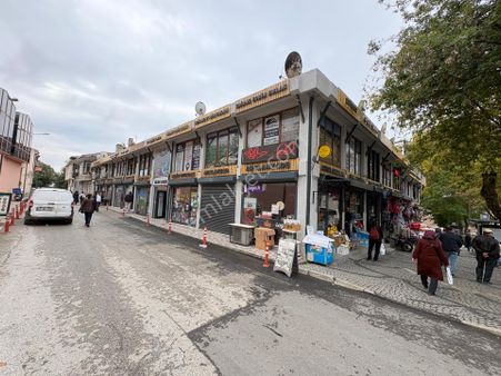 Marmara'dan Edirne Merkez Selimiye Camii Karşısı Satılık İşyeri
