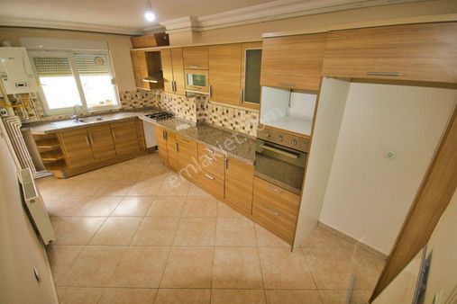 🛑🛑aktiften Akçay'da Satılık Kapanmaz Manzaralı Arakat Asansörlü 2+1daire