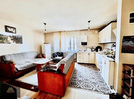 Avantaj Emlak'tan Şok Fiyat! Zirvekent'de Katta 1+1 Yapılı Daire