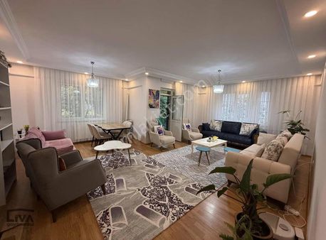 Liva'dan Foruma Yürüme Mesafesinde 3+1 170 M2 Satılık Daire