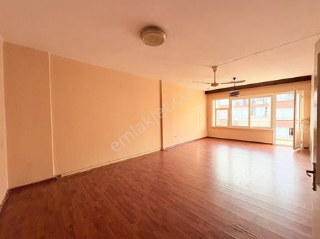 Prestij'den Mesudiye'de Asansörlü Geniş Oturumlu 3+1 Daire