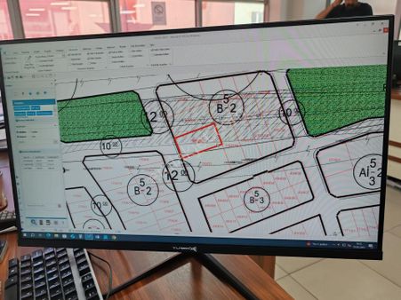 Golden Globy, Edremit Darsofa Mahallesinde Satılık 415 M2 İmarlı Arsa