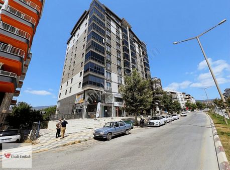 Vadi Emlak'tan Altıyüzevler Mahallesinde Kiralık Dükkan