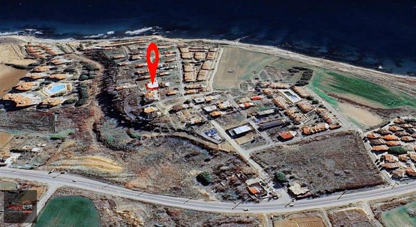 Barbaros'ta Denize 300 Metre Mesafede 250 M2 Arsa