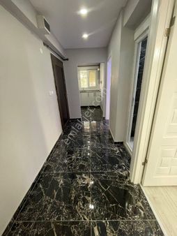 Aydoğan'dan Satılık 2+1 Balkonlu Yüksek Giriş Kat Daire