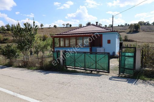 Gebze Hatipler De Satılık Köy Evi