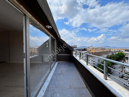 Yatırım'dan İdealtepe'de Bağdat Cad.paralel Geniş M²'li4+1dublex