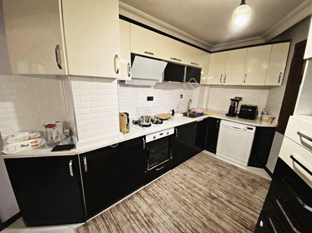 Yayla Mahallesi'nde 240 M2 4+1 Daire!