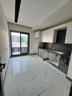 Şehir Merkezinde Doğalgaz Isıtmalı 2+1 Sıfır Daire