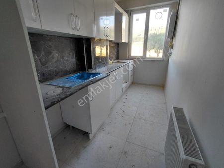 !!! Kaçmaz Fırsat !!! Girne Mahallesinde - Sıfır Binada - Merkezi Konumda 2+1 Daireler