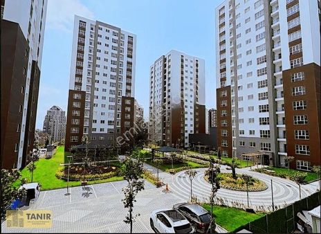 Bahçeşehir Yuvam Projesi'de Kiralık 3+1 Daire