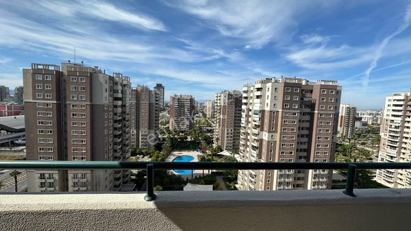 Soyak Mavişehir A Bölgesi Kiralık 2+1 Daire | Havuz, Deniz Cephe