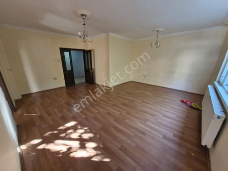 Sincan Akşemsettin Mahallesinde Acil Satılık 1.ara Katta 3+1 Satılık Daire