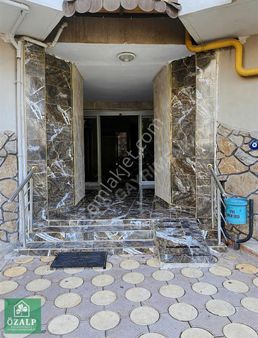 Özalp'ten Menderes Mah.de 3+1 Havuzlu Satılık Daire