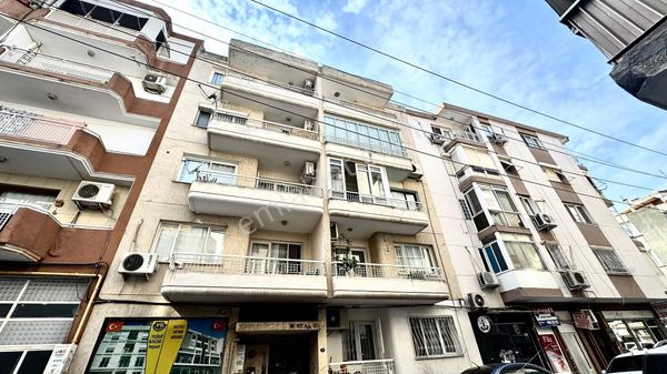Karşıyaka Bahariye Mahallesi’nde Ferah 3+1 Kiralık Daire