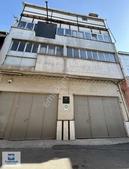 Eyüpsultan Topçularda 450m2 Kapalı Alanı Olan Komple Satılk Bina