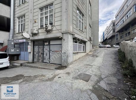 Eyüp Topçularda Düz Giriş 85 M² Kiralık İş Yeri