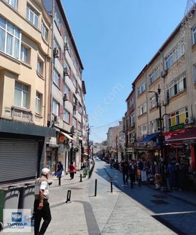 Eyüp Fahri Korutürk Caddesi Satılık 110 M² İşyeri Depolu