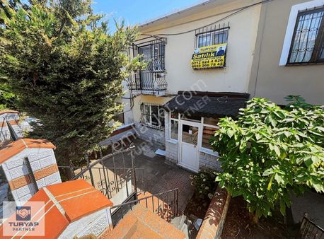 Topçular Cengaver Sokakta 4+1 Müstakil Ev