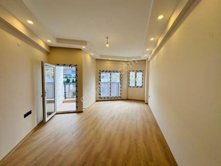 Kuşadası Güzelçamlı’da Ara Kat Satılık 2+1 Sıfır Daire