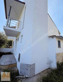 Gümüldür'de Fırsat Satılık Villa