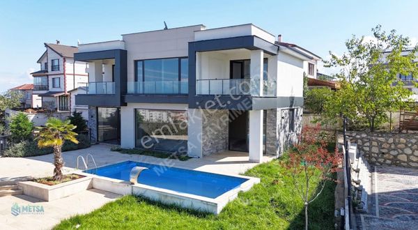 Metsa'dan Akçakocada Deniz Manzaralı Ultra Lüks Müstakil Villa