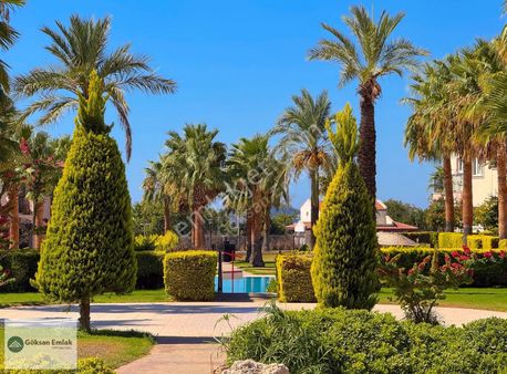 Apollonium`da Satılık Alt Kat Köşe 2+1 Adonis Daire