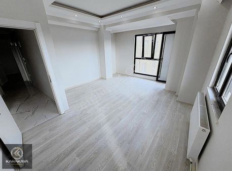 Atatürk Caddesi Mevki 2+1 Arakat 90 M2 Sıfır Daire