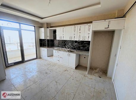 Azizhandan Karatay Altı Yola Yakınsatılık Ara Kat Sıfır 4+1daire