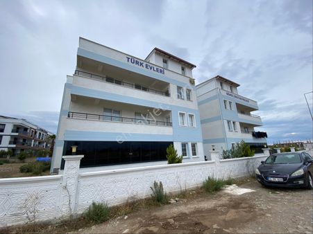 Ateş Emlak’tan Sahilde 2+1 Ayrı Mutfak Satılık Sıfır Daire