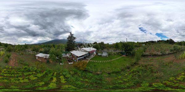 Remax Leon Kestel Kozluören ' De Müstakil Tapulu Bahçeli Ev