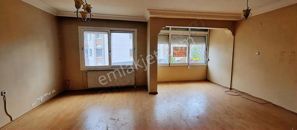 3+1 Arakat Doğalgazlı Daire