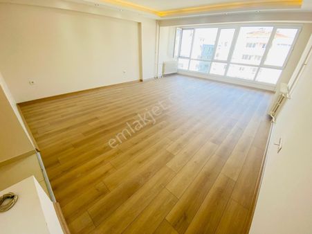 Göztepe Poligon Da Cadde Üzeri 3+1