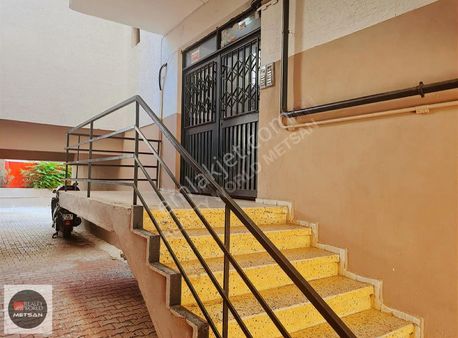 Bayındır Mahallesinde 3+1 Satılık Daire