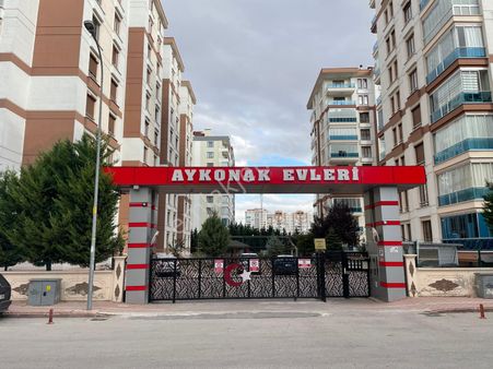 Kılıçarslan Mah.de Satılık 4+1 Site İçerisin De Lüks Daire