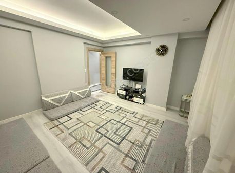 Karataş Emlaktan Muhammediye Camii Yakını 2+1 80 M2 Geniş Daire