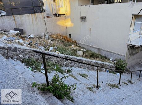 Konak Aziziyede 122 M2 Yatırımlık Satılık Köşe Arsa