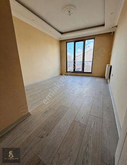 Yenidoğanda 3+2 Satılık 150m2 Sıfır Asansörlü Dubleks Daire