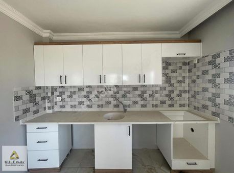 Sofudede'de Site İçerisinde Azkatlı Yenı Bınada 3+1 Acık Mutfak